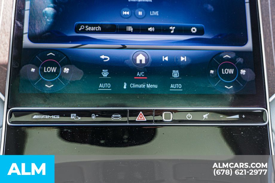 Used 2023 White Mercedes-Benz Base image 42