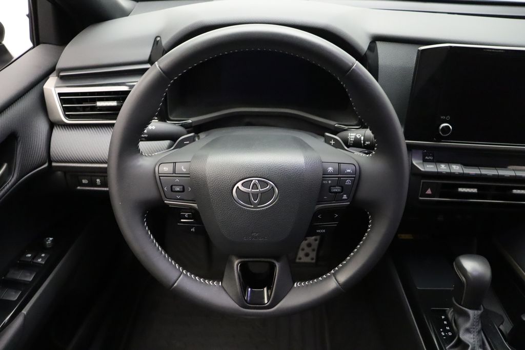 Thumbnail: 2025 Toyota Camry - 23