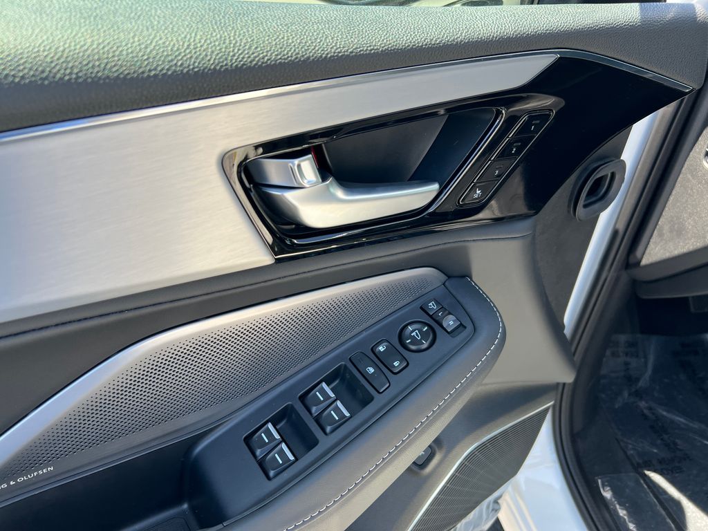 Thumbnail: 2026 Acura MDX - 12