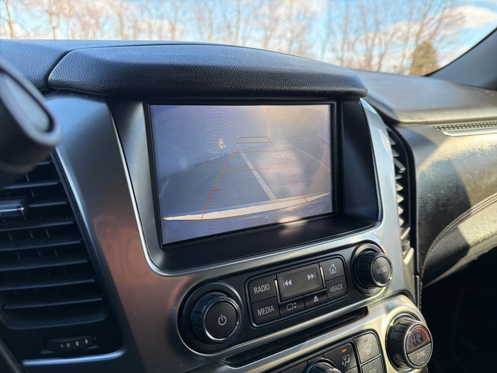 Thumbnail: 2020 Chevrolet Tahoe - 31