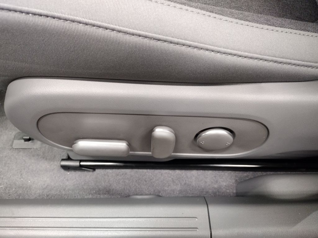 2026 Hyundai IONIQ 5 SE Standard Range