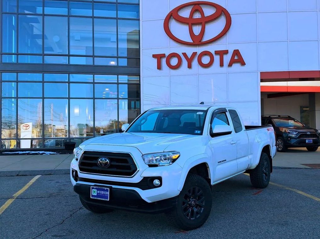 2021 Toyota Tacoma SR5 V6 Access Cab 4WD