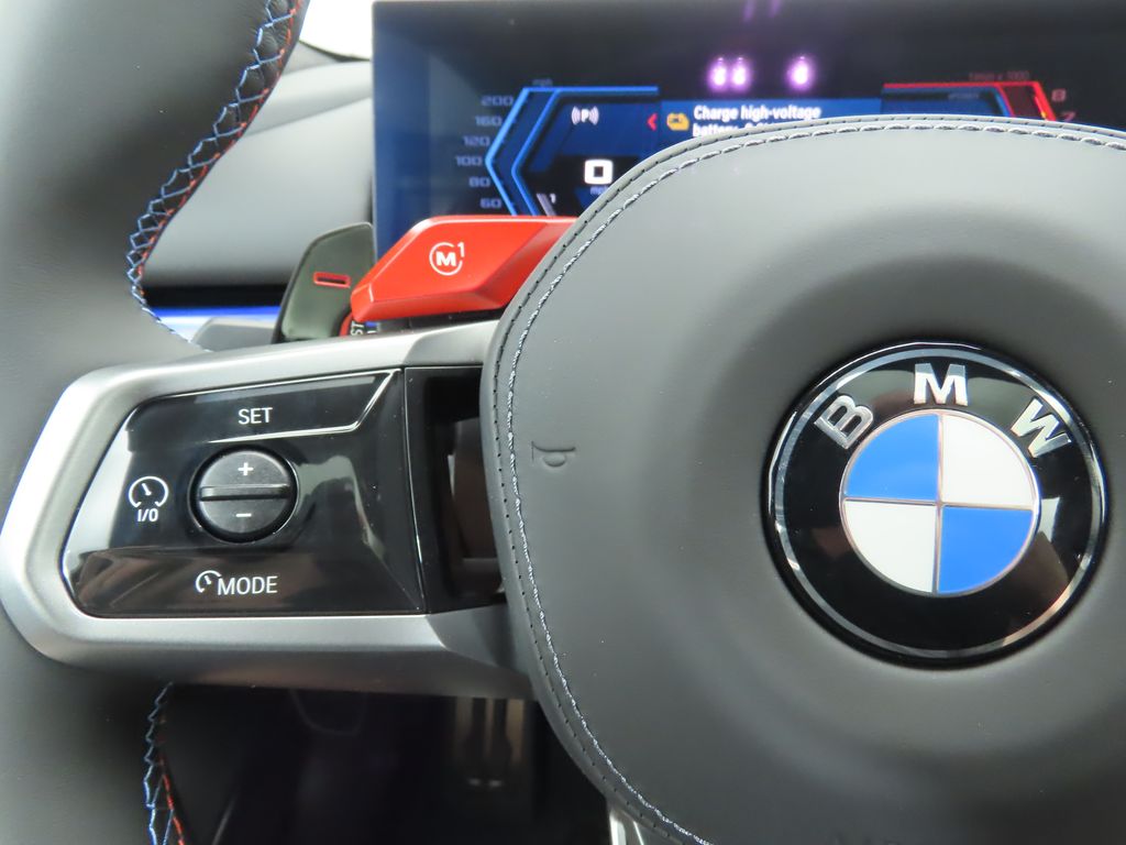 Thumbnail: 2026 BMW M5 - 11