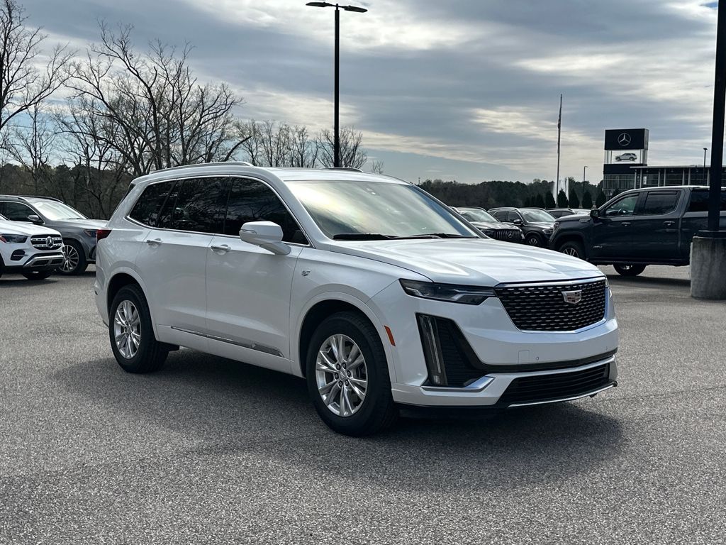 2024 Cadillac XT6 Luxury FWD