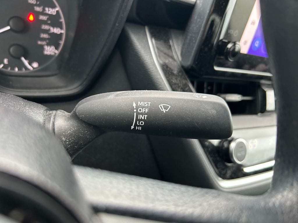 2023 Toyota Corolla LE 20