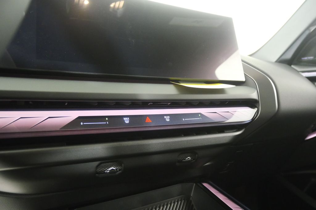 Thumbnail: 2026 BMW X3 - 23