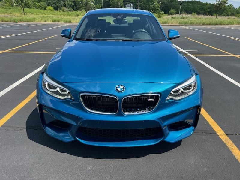 Thumbnail: 2017 BMW M2 - 2