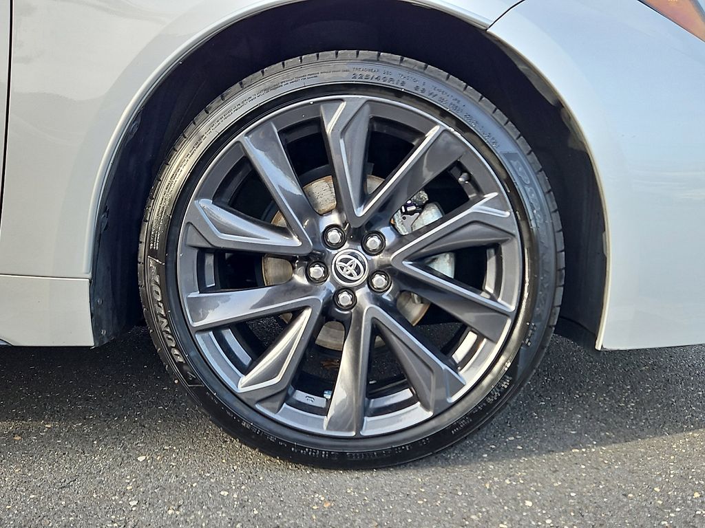 Thumbnail: 2023 Toyota Corolla - 9