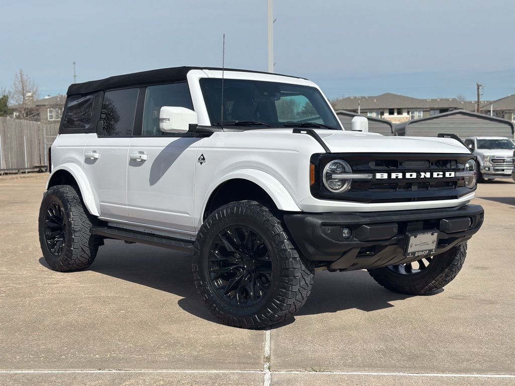 2023 Ford Bronco Outer Banks Advanced 4-Door 4WD