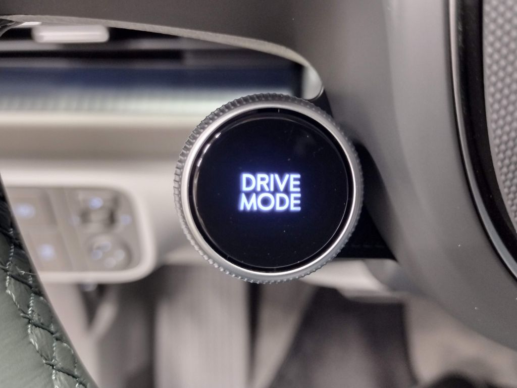 2025 Hyundai IONIQ 6 Limited