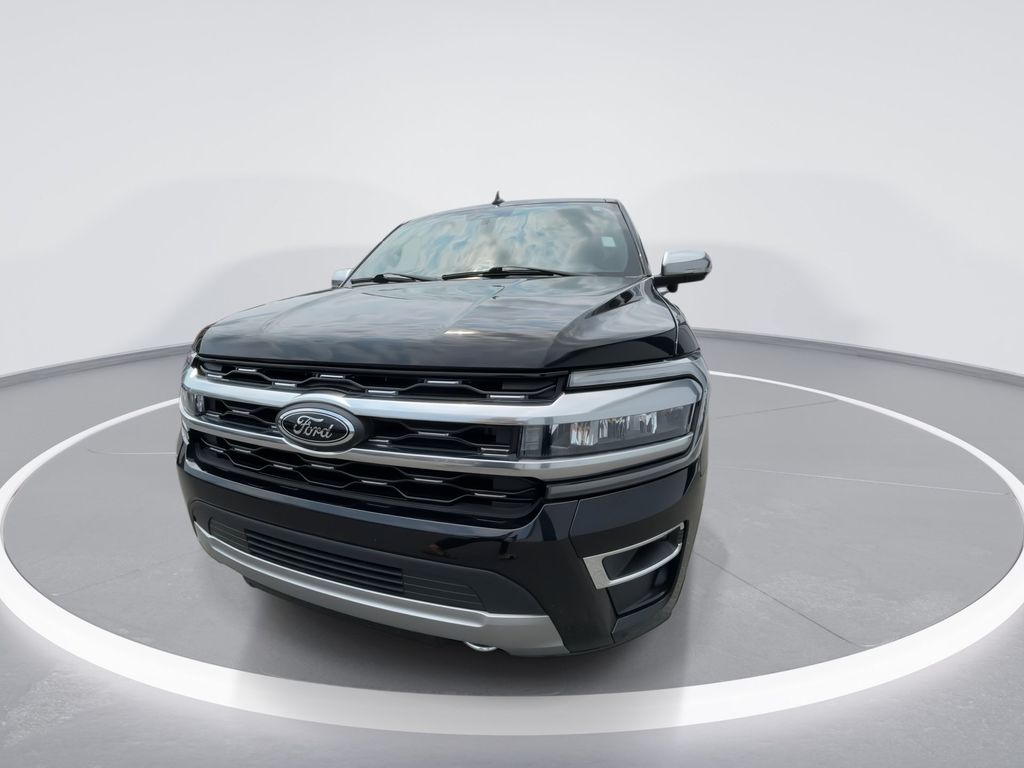 Used 2024 Black Metallic Ford Platinum image 3