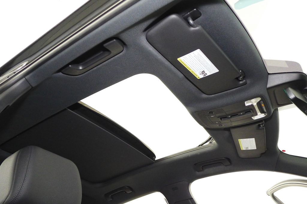 Thumbnail: 2021 Audi Q3 - 18