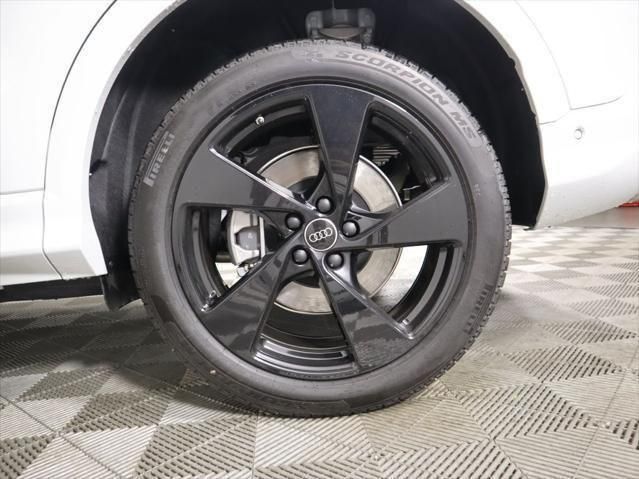 Thumbnail: 2025 Audi Q5 - 31