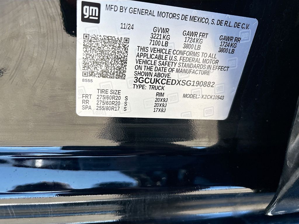 Used 2025 Black Chevrolet Custom Trail Boss image 29