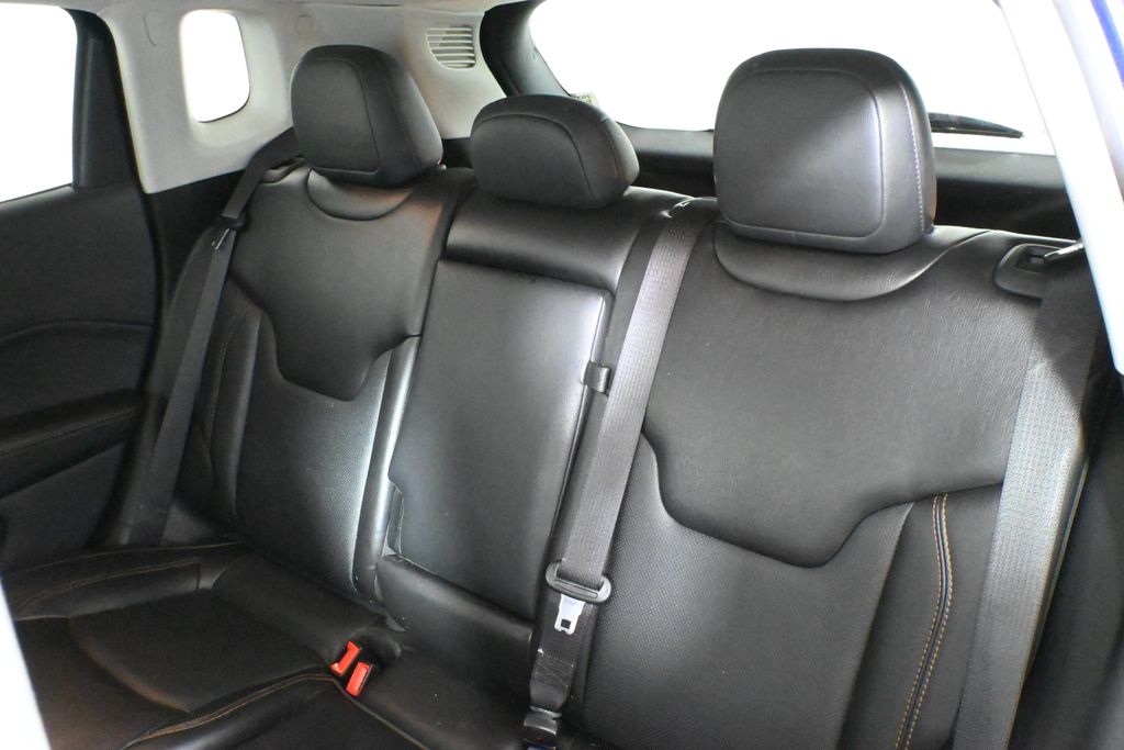 Thumbnail: 2020 Jeep Compass - 4