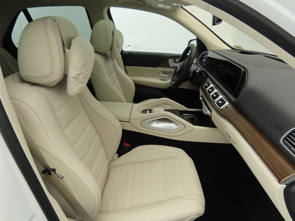 Thumbnail: 2026 Mercedes-Benz GLE - 21