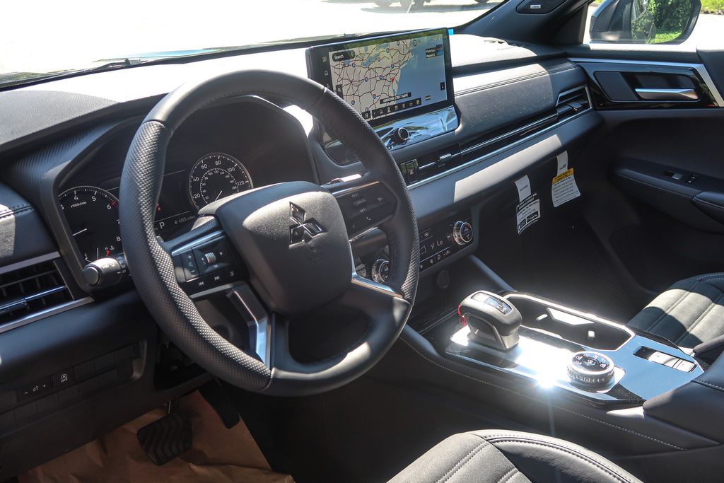2026 Mitsubishi Outlander LE 2.5 S-AWC