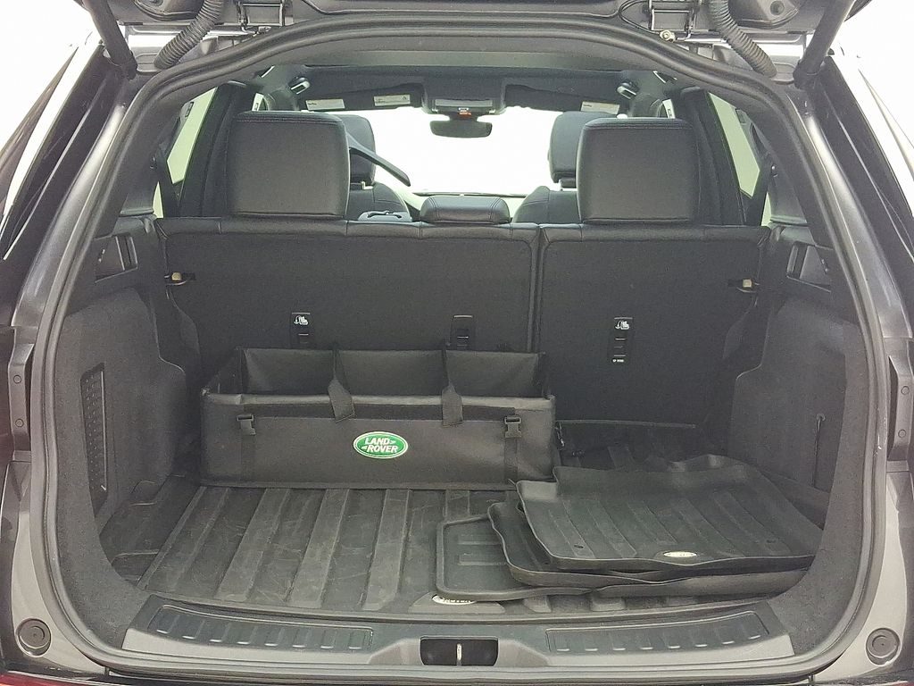 Thumbnail: 2025 Land Rover Discovery Sport - 29