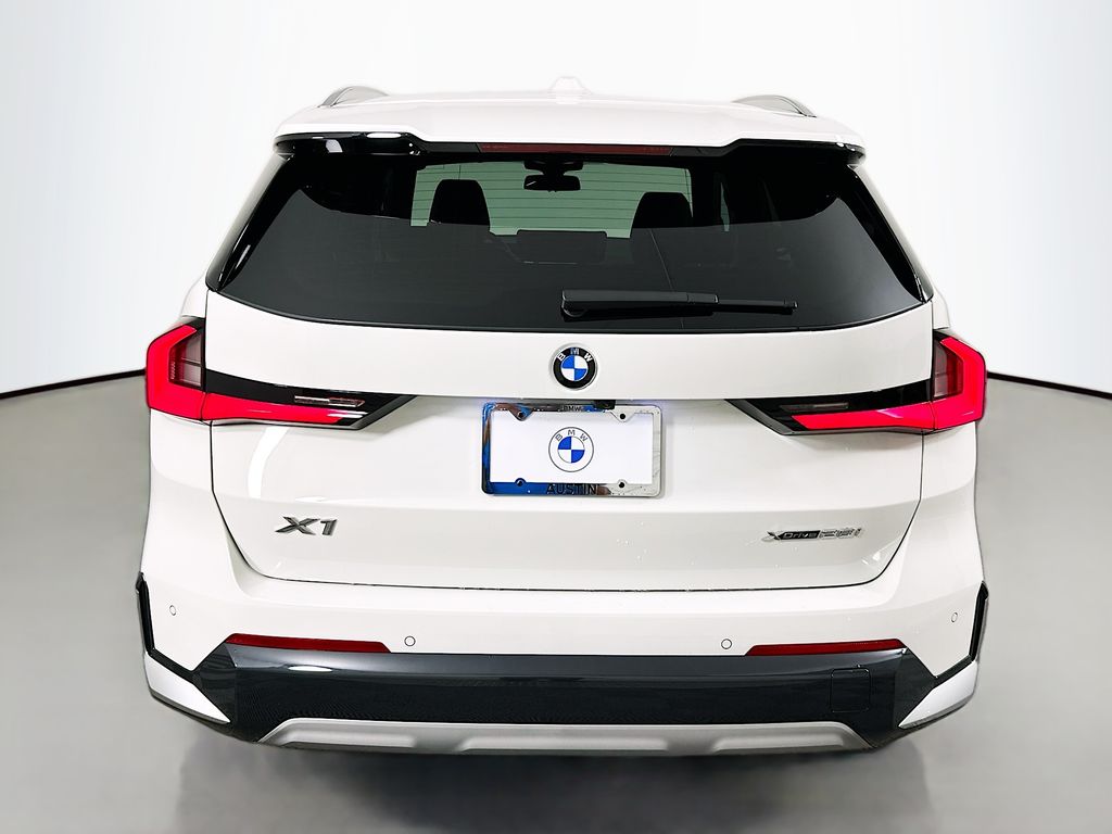 Thumbnail: 2026 BMW X1 - 6
