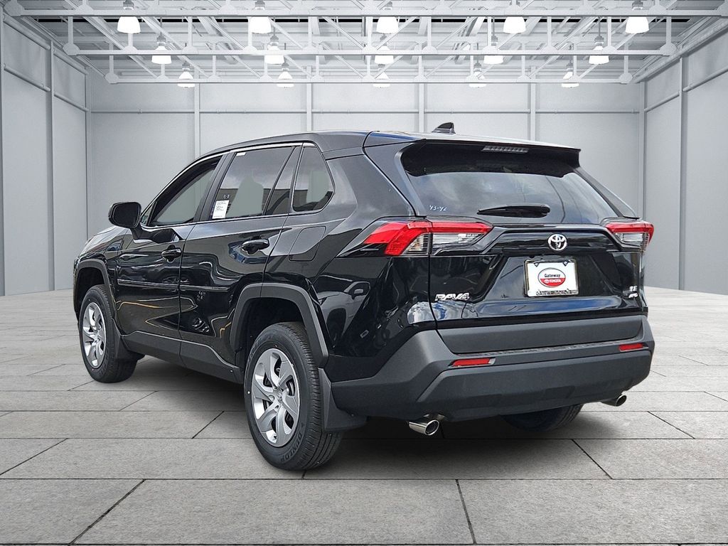 Thumbnail: 2025 Toyota RAV4 - 5