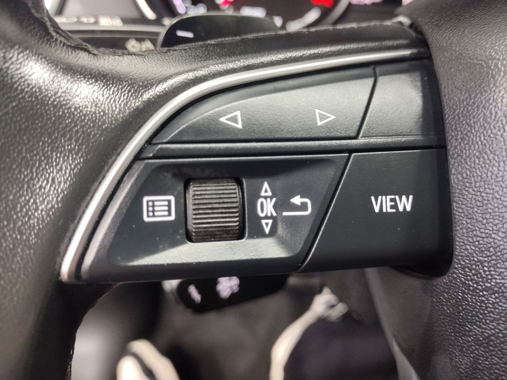 2022 Audi Q5 45 S line Premium
