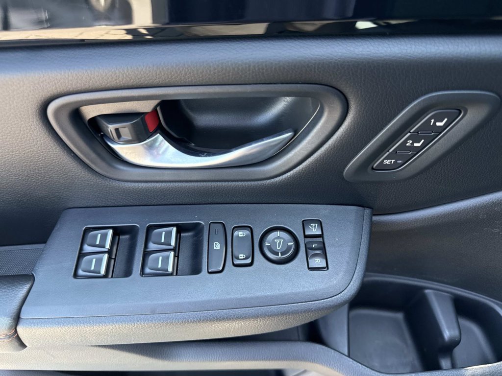 Used 2023 Gray Honda TrailSport image 18
