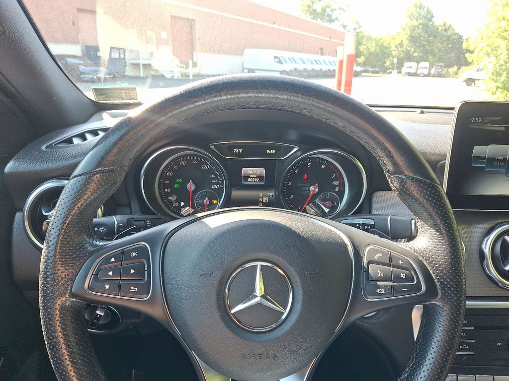Thumbnail: 2020 Mercedes-Benz GLA - 19