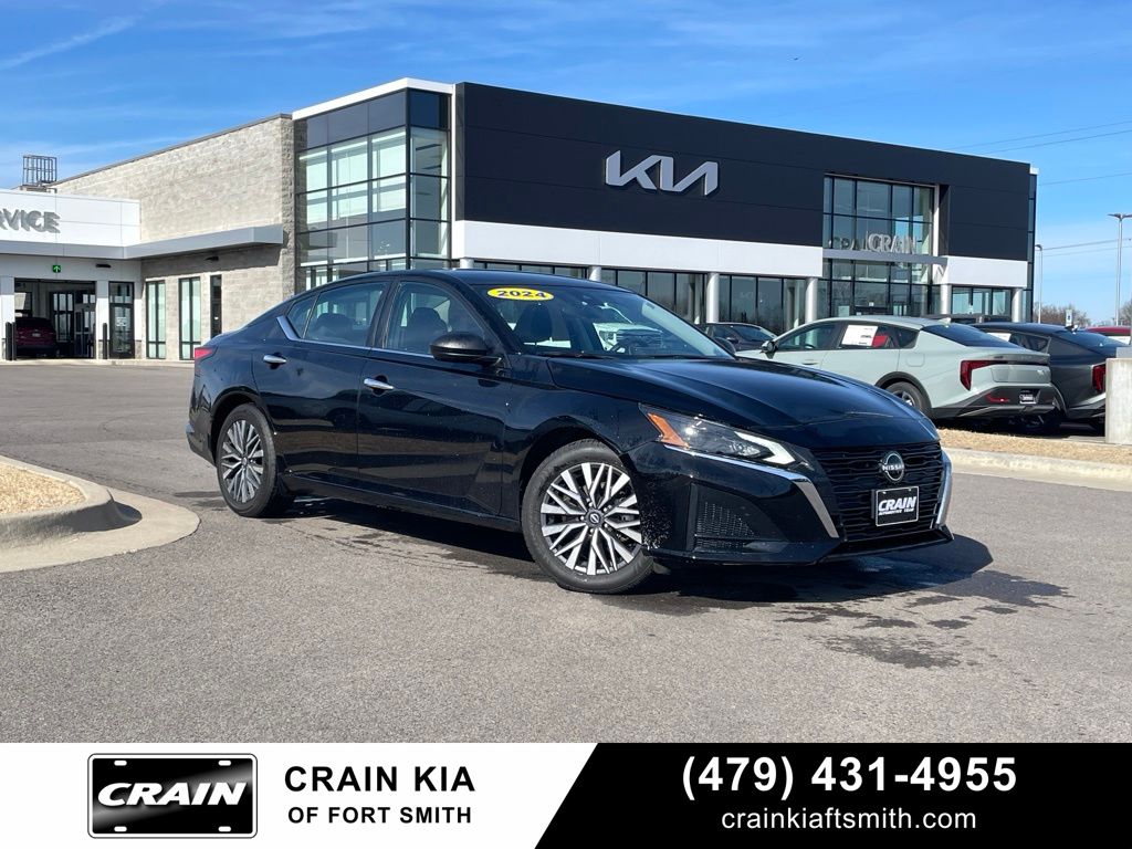 2024 Nissan Altima 2.5 SV FWD