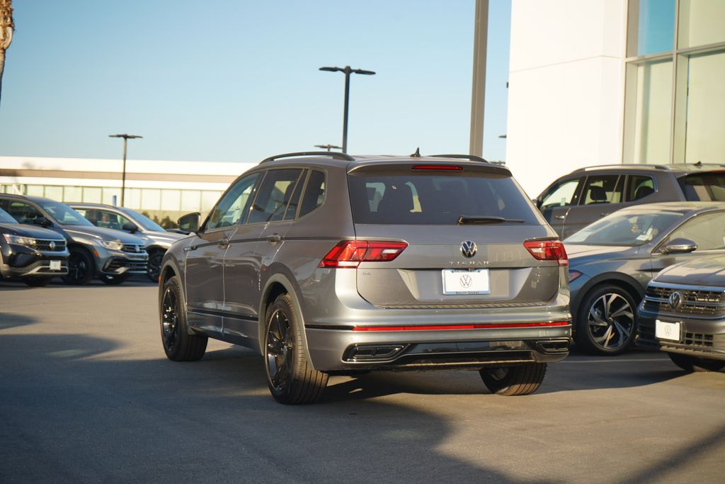 2024 Volkswagen Tiguan 2.0T SE R-Line Black 3