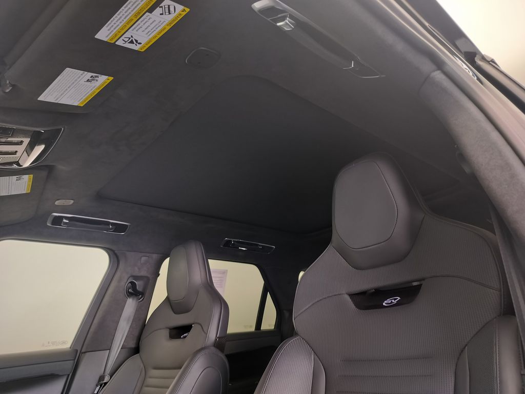 Thumbnail: 2024 Land Rover Range Rover Sport - 7