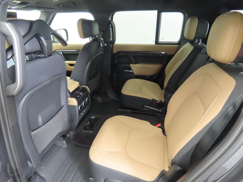 Thumbnail: 2025 Land Rover Defender - 23