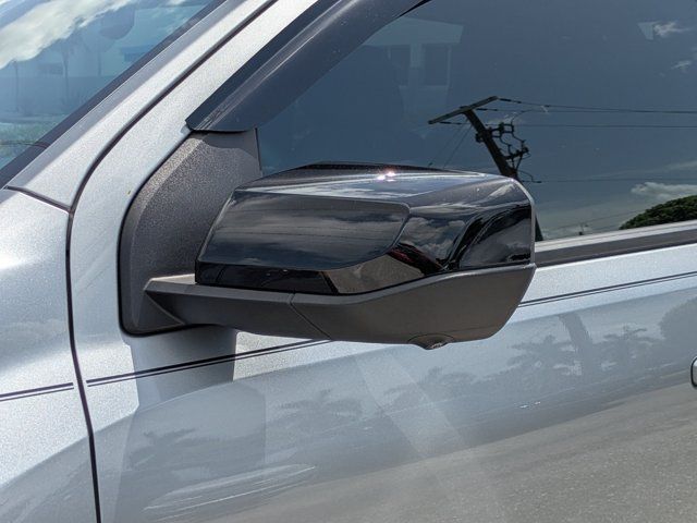 Used 2025 Sterling Metallic GMC AT4 image 12
