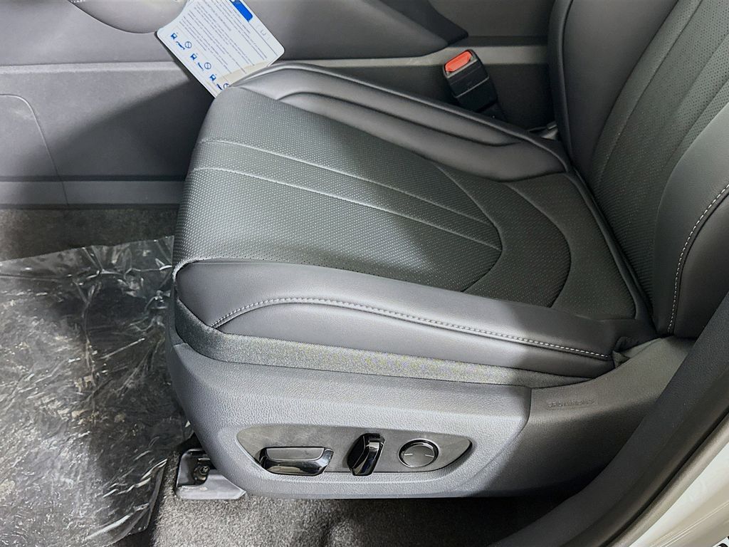 Thumbnail: 2026 Lexus TX - 21