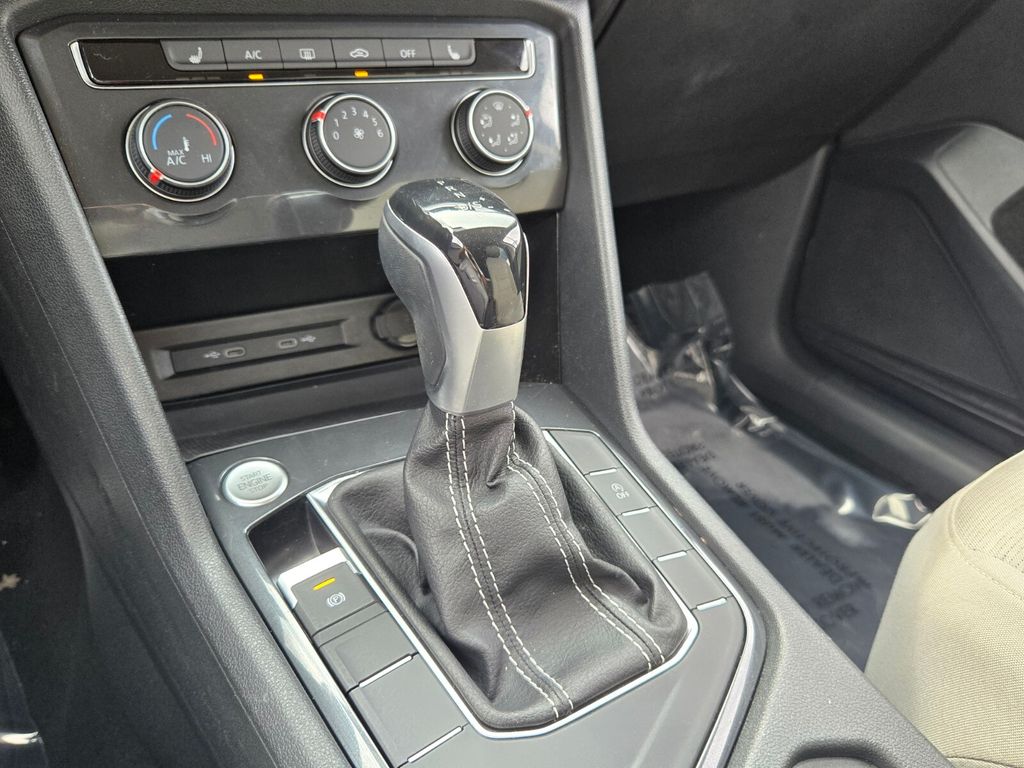 2022 Volkswagen Tiguan - $15,200