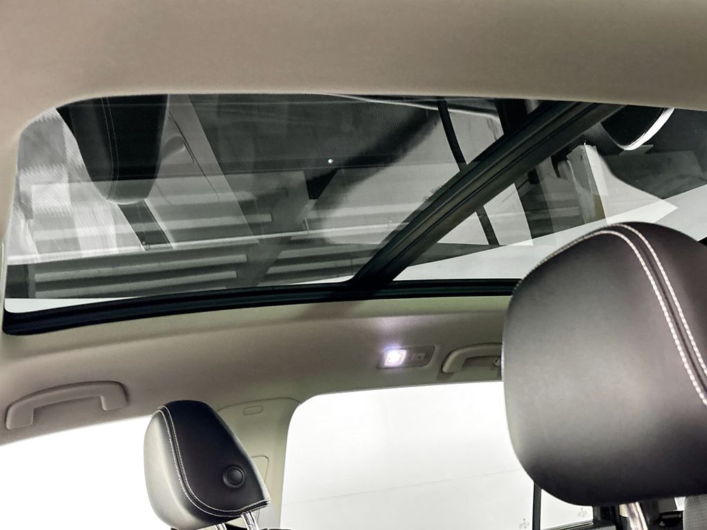 2023 Volkswagen Atlas 3.6L V6 SEL Premium R-Line