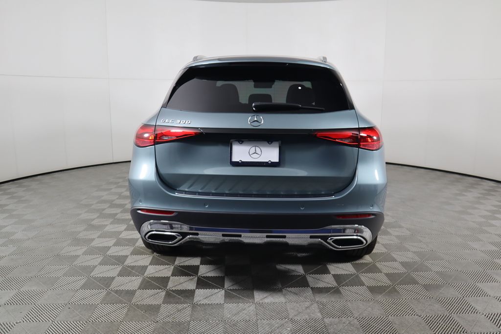2025 Mercedes-Benz GLC 300 6