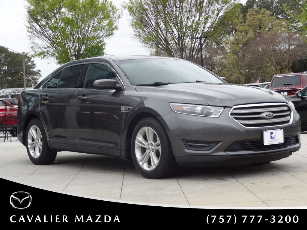 2015 Ford Taurus