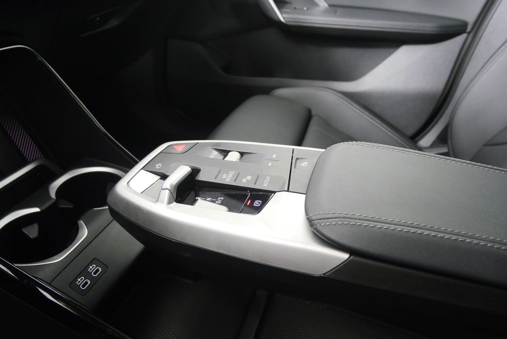 Thumbnail: 2025 BMW X1 - 27