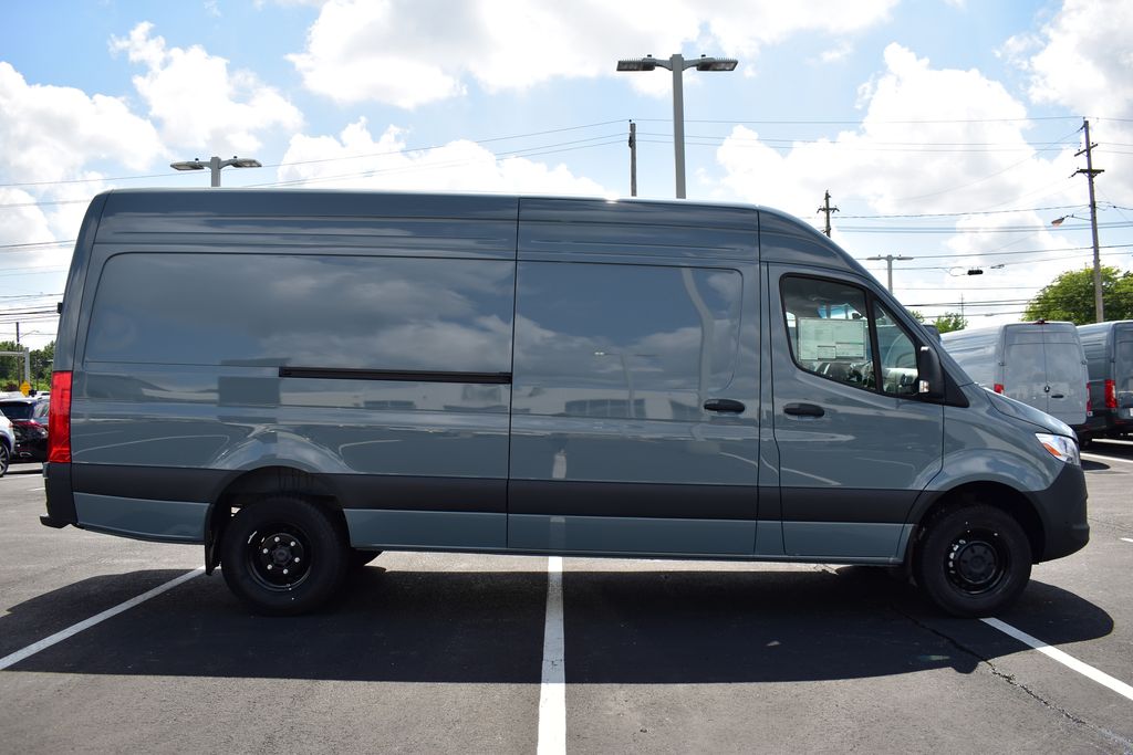 2024 Mercedes-Benz Sprinter 3500 7