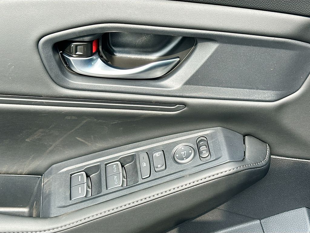 2025 Honda Accord Sport 19