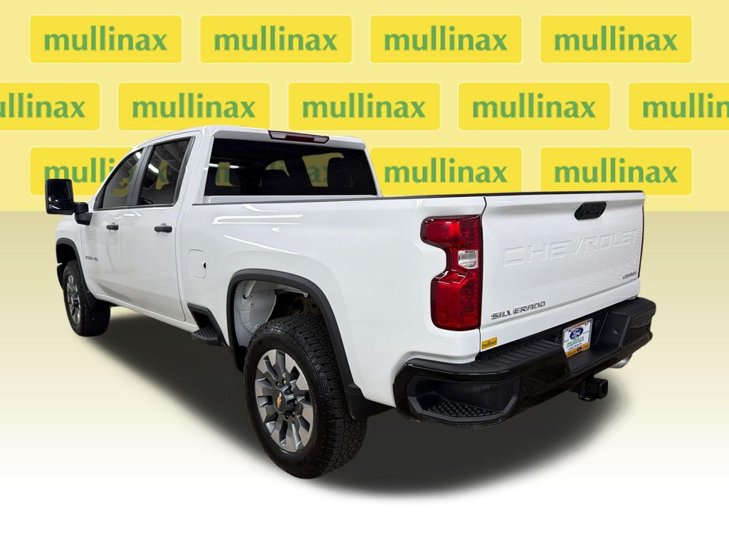 Certified Used 2026 White Chevrolet Custom image 10
