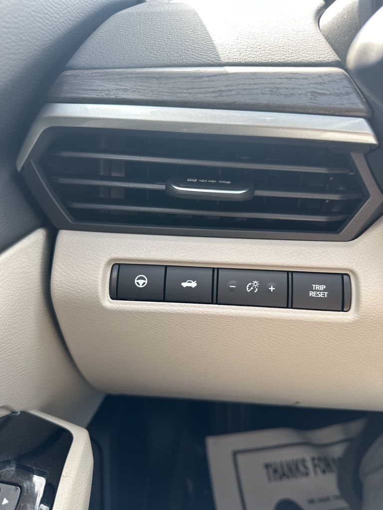 2025 Pearl White Tricoat Nissan Altima 2.5 SL AWD Sedan