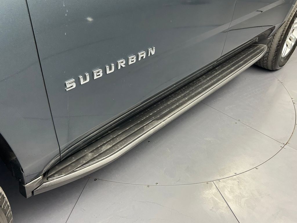 Used 2020 Shadow Gray Metallic Chevrolet LT image 36