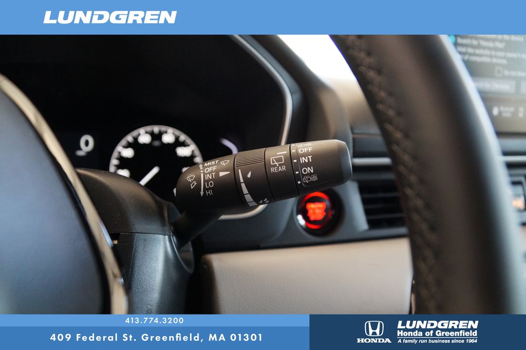 Used 2025 Honda Pilot SUV