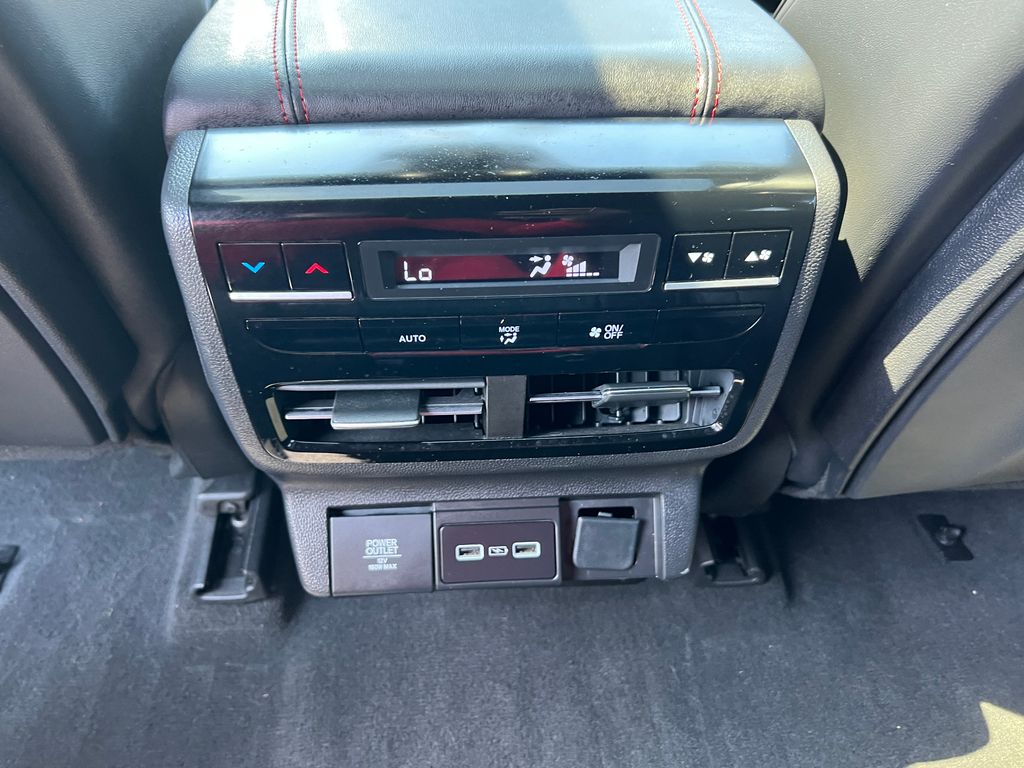 Thumbnail: 2023 Acura MDX - 28