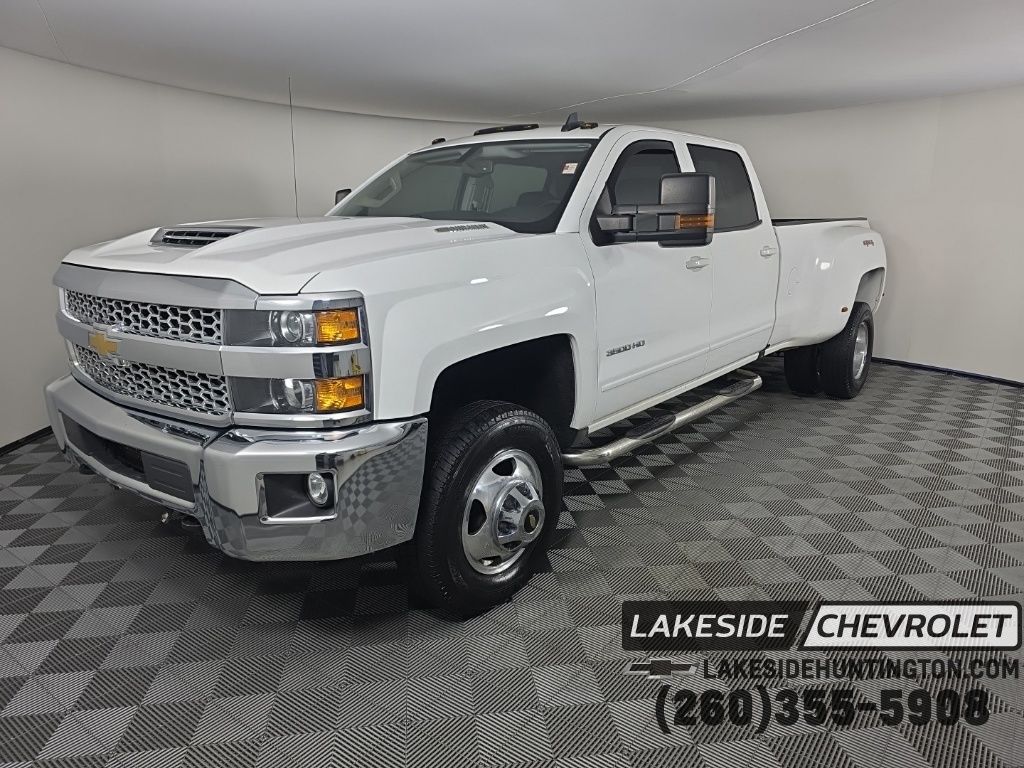 Summit White 2019 Chevrolet Silverado 3500HD LT Crew Cab 4WD Pickup Truck Four-Wheel Drive 6-Speed Automatic