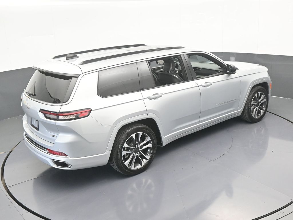 Used 2024 Silver Zynith Jeep Overland image 63