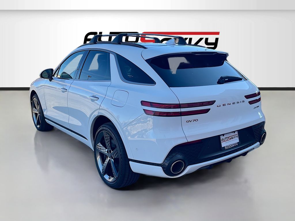Used 2025 White Genesis 3.5T Sport Advanced image 5
