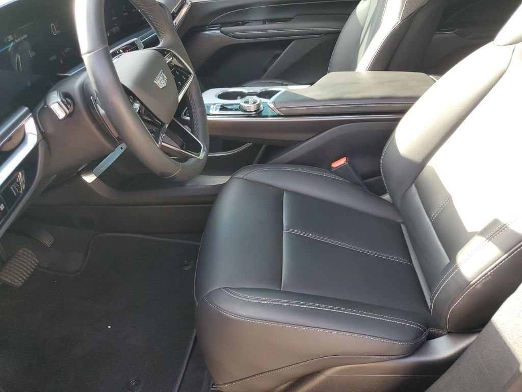 Used Car 2024 Cadillac Lyriq  Tech For Sale Under $40,000 In Austin, Texas