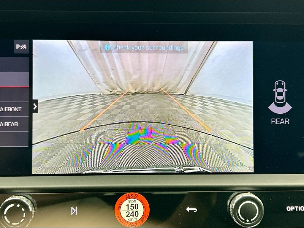 Thumbnail: 2025 Porsche Macan - 18